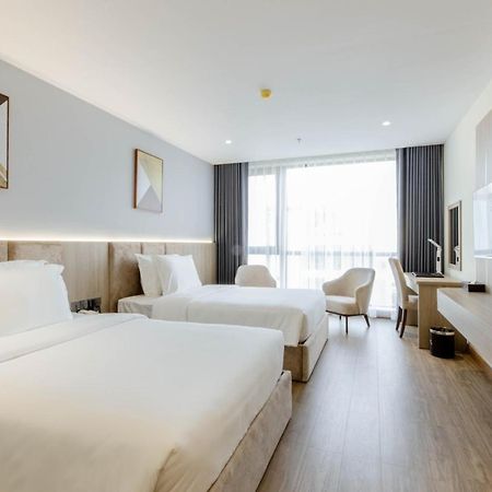 River Way Hotel ها لونغ المظهر الخارجي الصورة